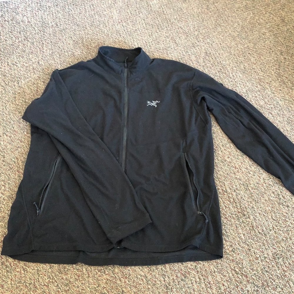 Arcteryx Men's zip-up fleece XXL